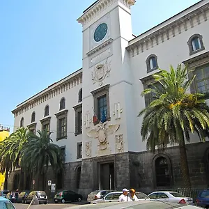 https://villa-nanet-house.hotels-amalfi.com